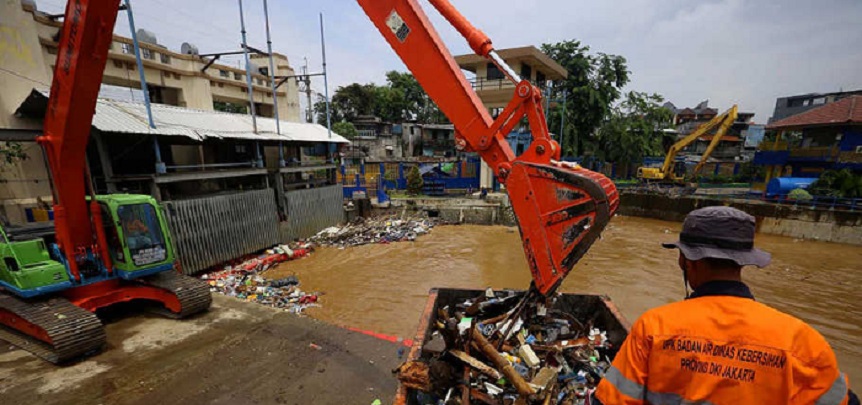   Pencemaran Sungai di Jakarta Kian Memprihatinkan